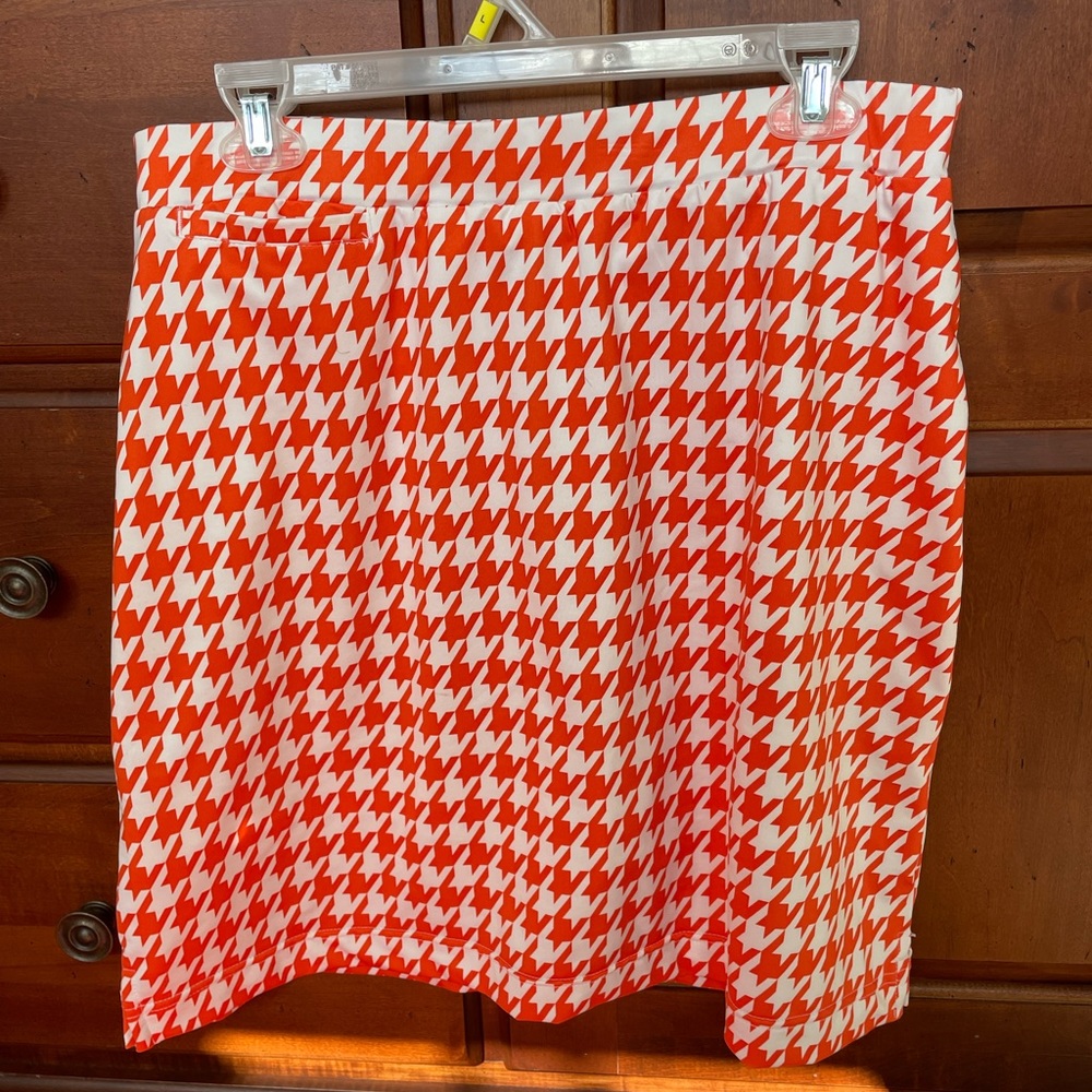 Page & Tuttle golf skort size L